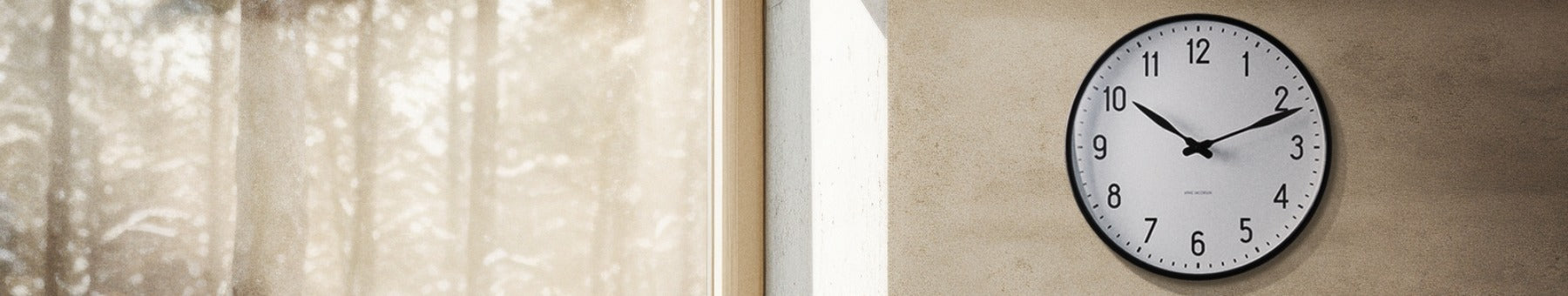 Nástěnné hodiny