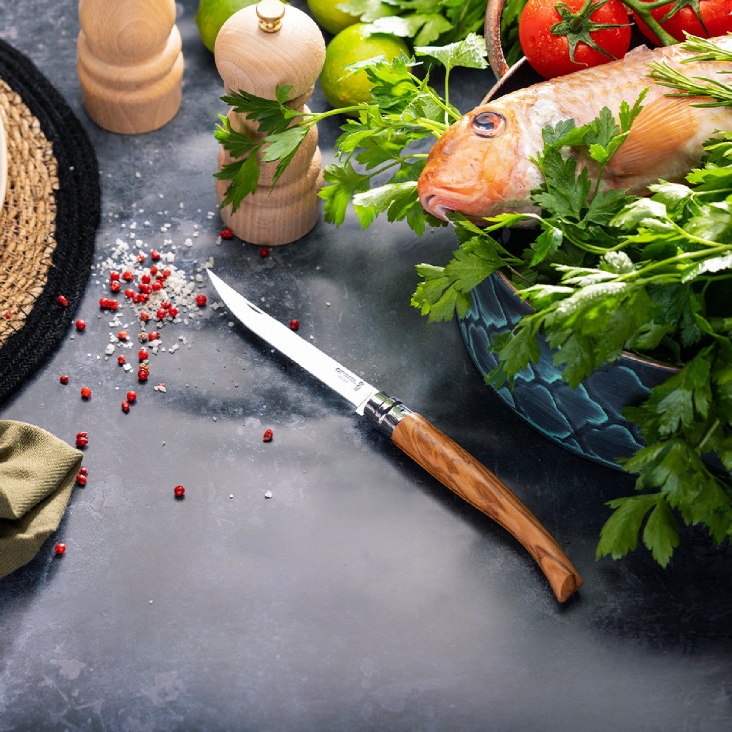 Opinel Effilé Olive N°12 zavírací nůž 12 cm, 002564