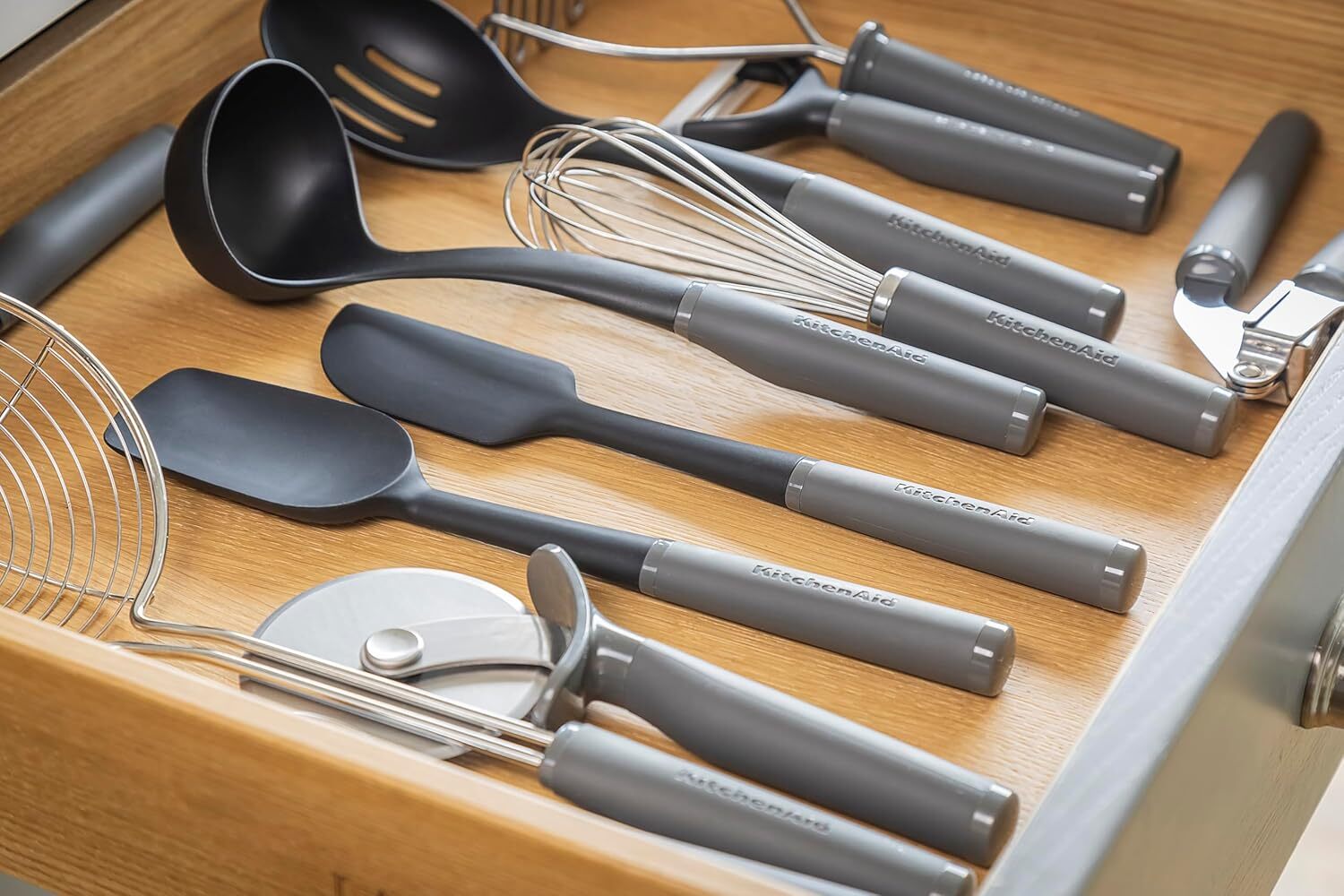 Silikónová špachtľa KitchenAid, sivá ako uhoľ, KAS030OHCGG