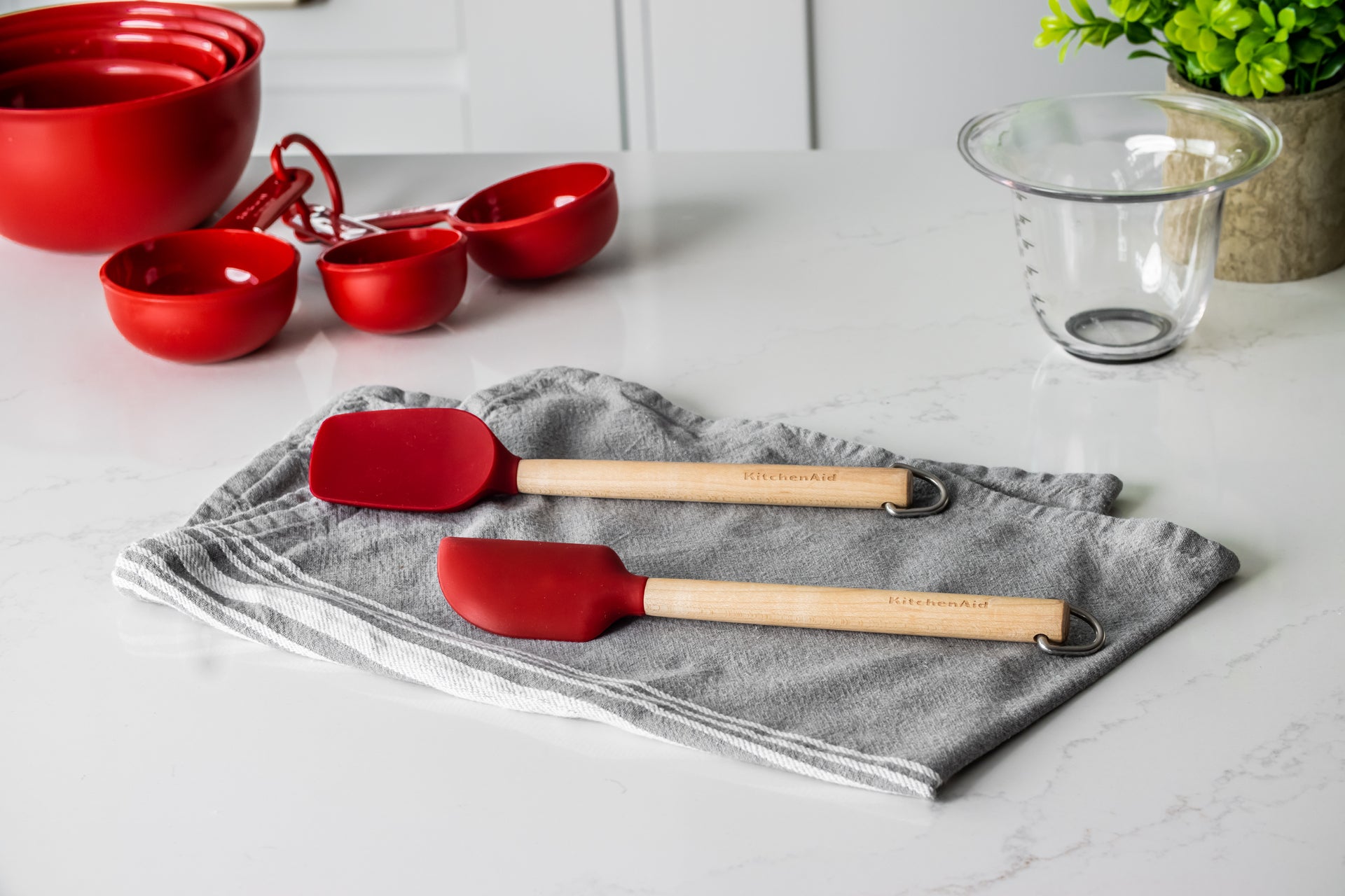 KitchenAid silicone baking spatula set, empire red, KQR750OHERE