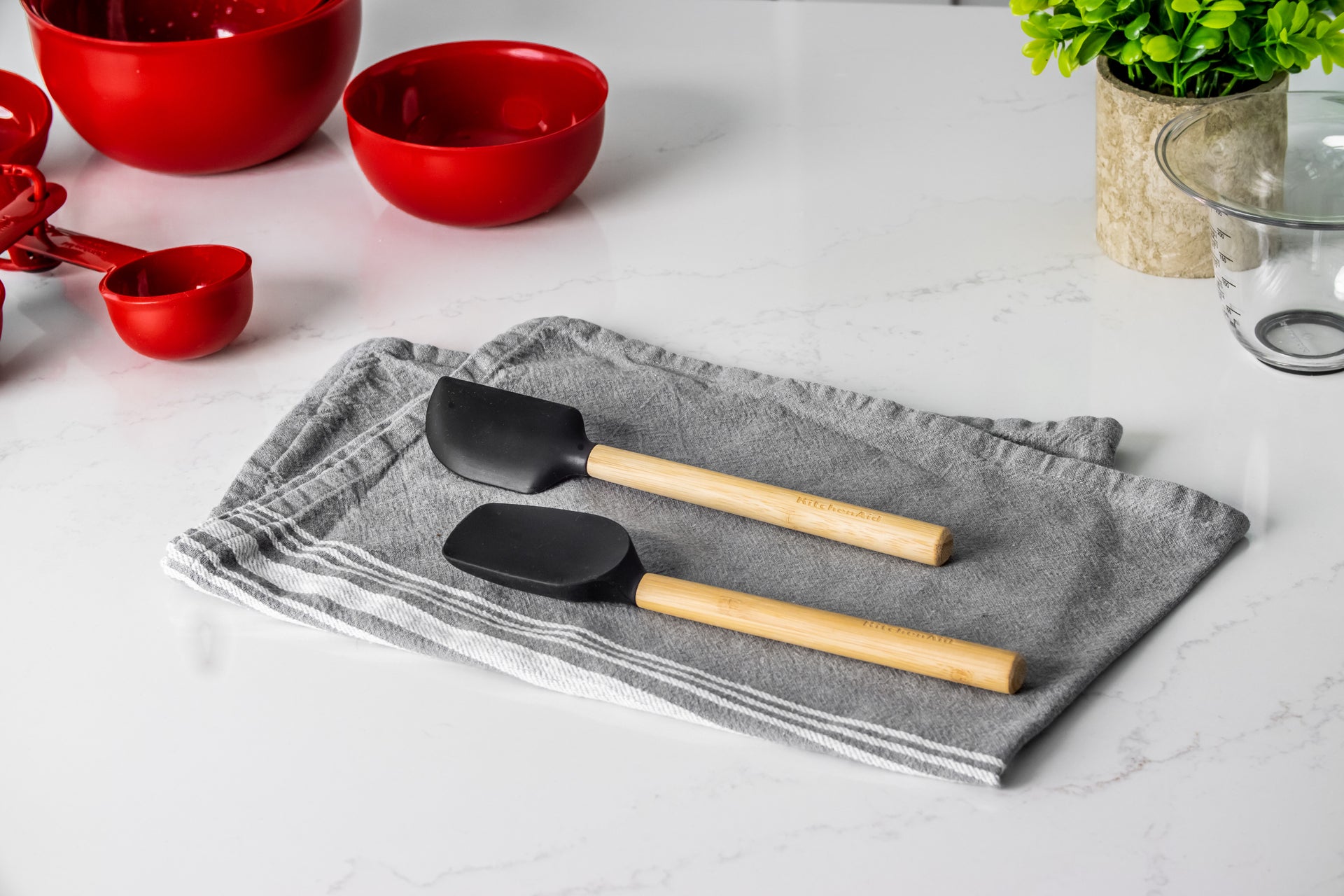 KitchenAid silicone baking spatula set, onyx black, KQG692OHOBE