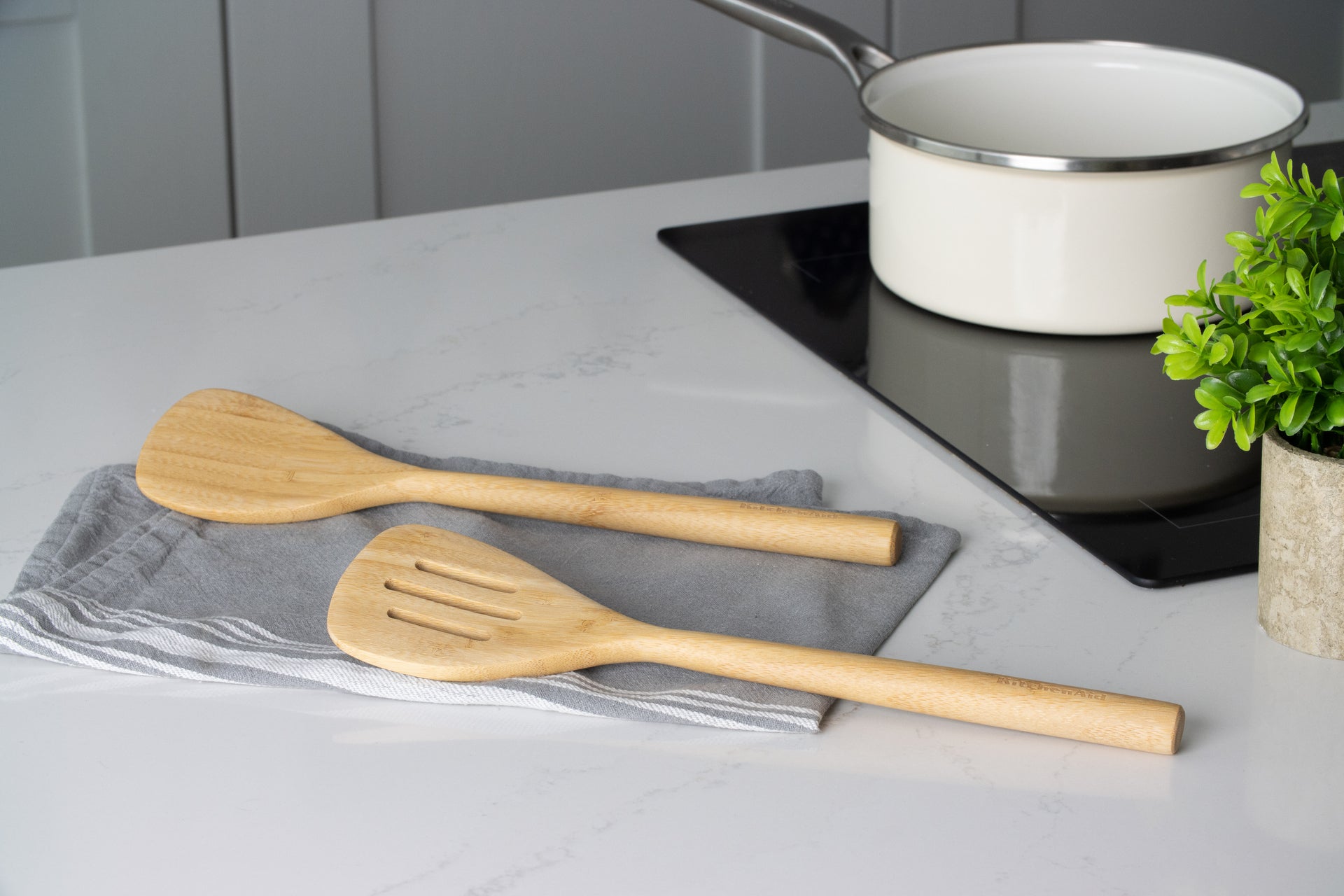 KitchenAid dřevěná obracečka, KQG602OHBBE