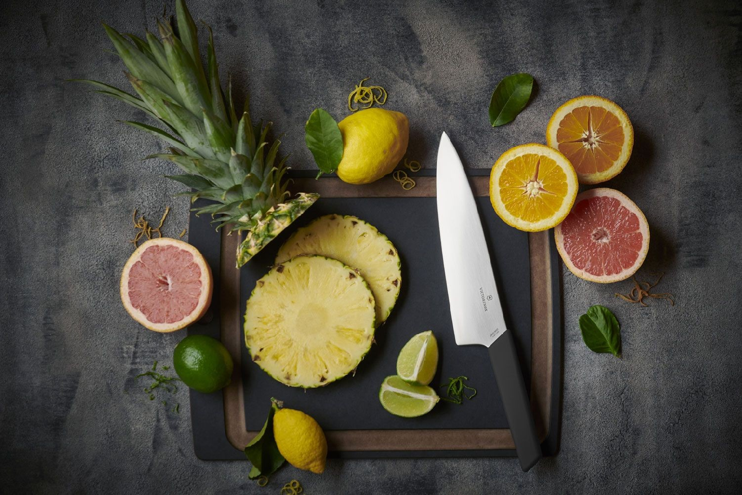 Victorinox Swiss Modern beech block with knives 7 pcs, 6.7186.63