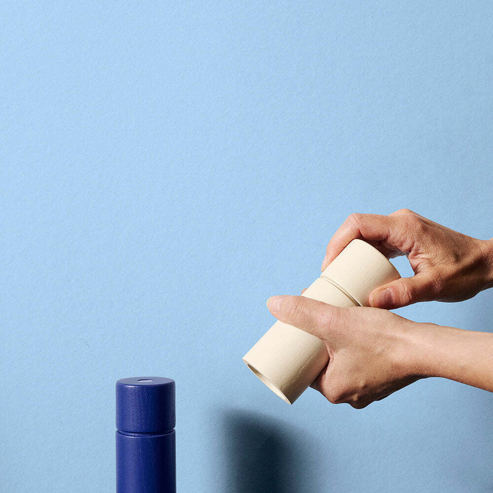 CrushGrind Bergen dřevěný mlýnek na koření 12 cm, white sand, 070375-0014