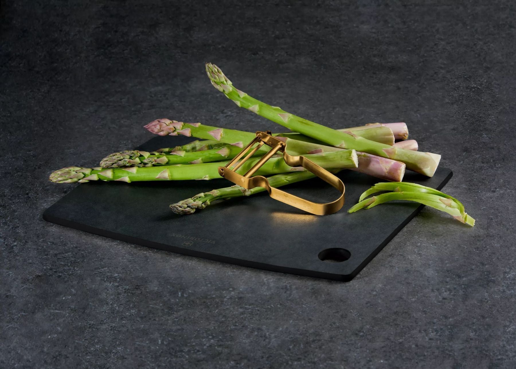 Victorinox Rex scraper with straight blade, gold, 6.0900.88