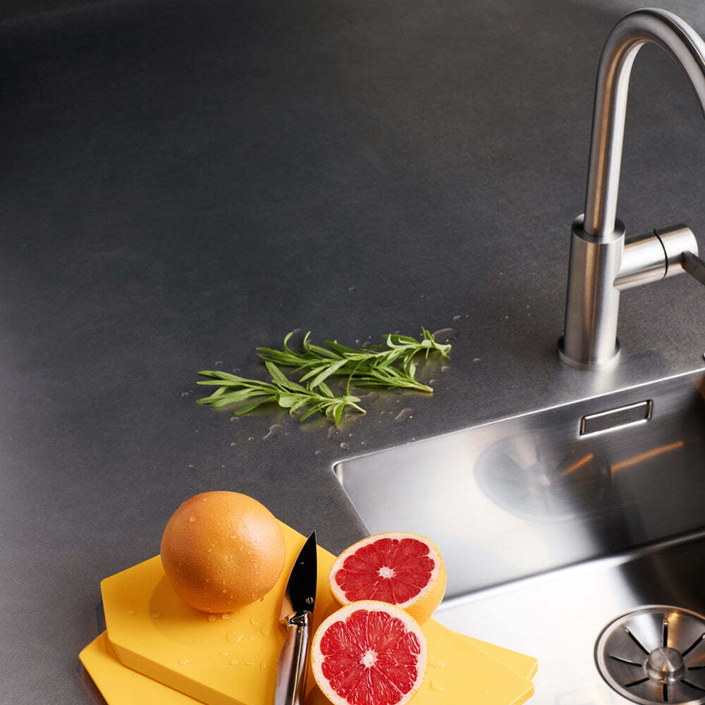 CrushGrind Zurich malé kuchyňské prkénko, masala, 086031-0018