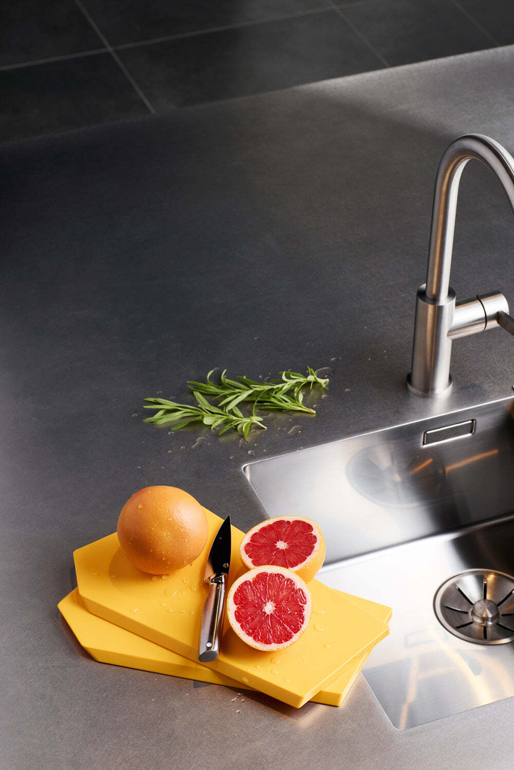 Malá kuchynská doska na krájanie CrushGrind Zurich, masala, 086031-0018