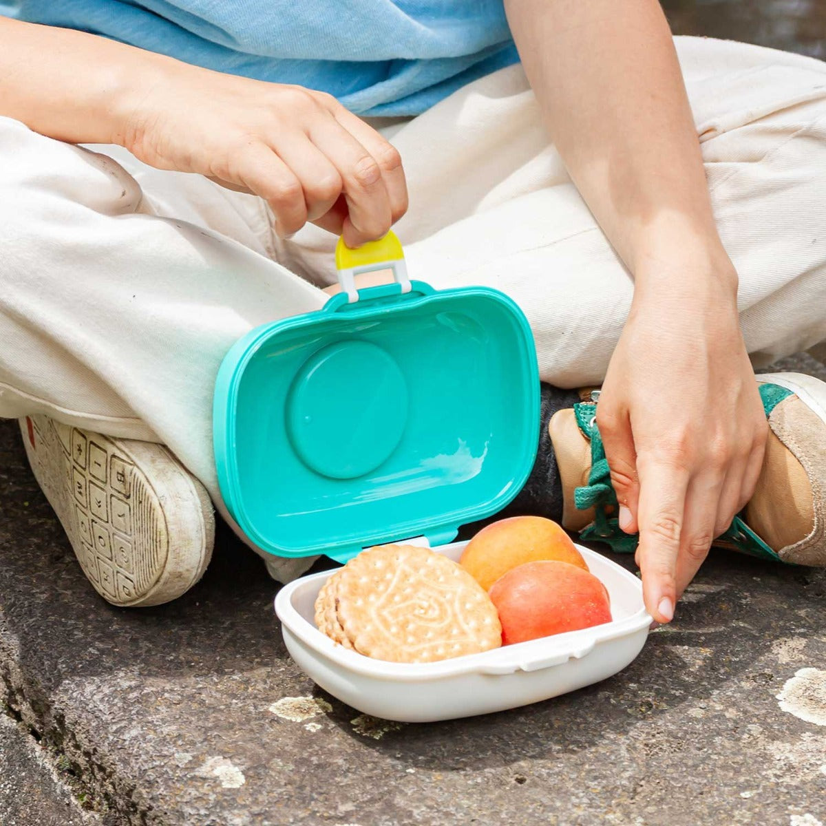 Monbento Gram detský box na desiatu 0,6 l, modrý dino, 16014120