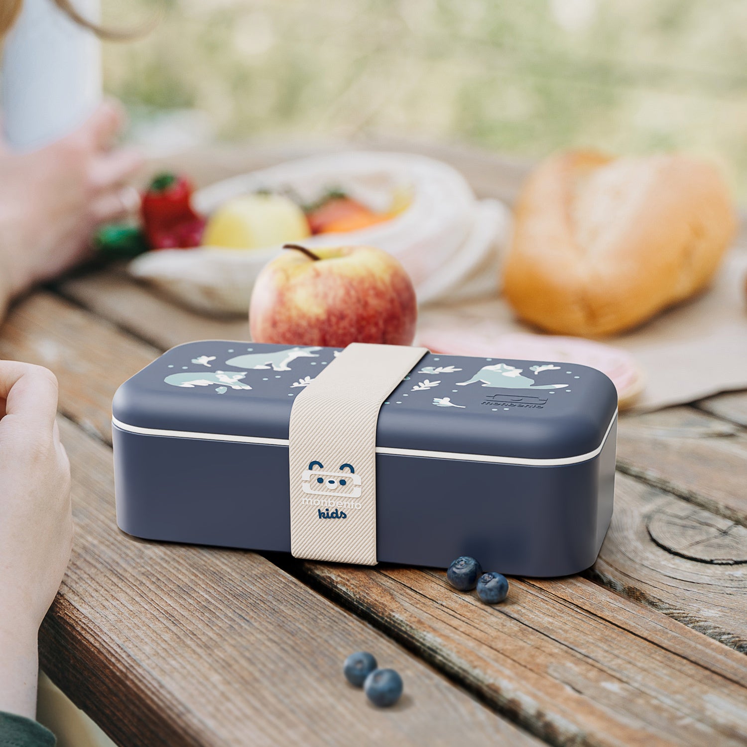 Monbento Foodie dětský svačinový box 0,5 l, blue wolf, 12124125