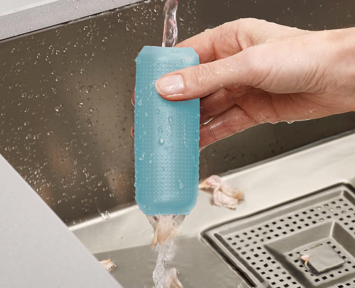 Joseph Joseph Duo garlic peeler, blue, 20201