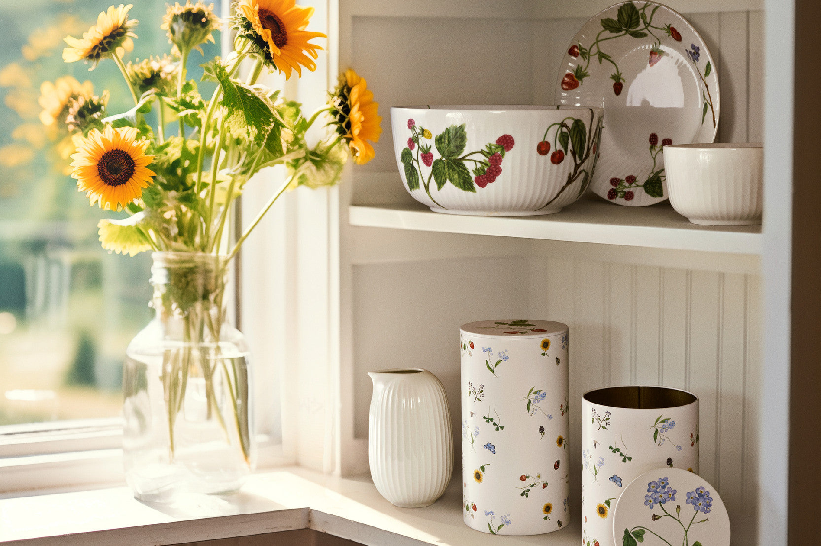 Kähler Hammershoi Summer plechová úložná dóza 18,5 cm, symphony, 693032