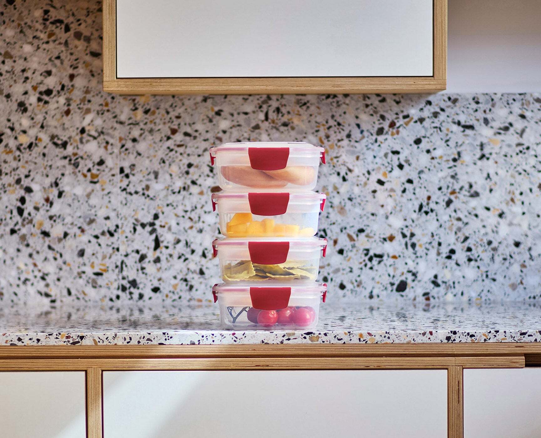 Joseph Joseph Nest Lock set of round food storage containers 1 l, red, 1000012