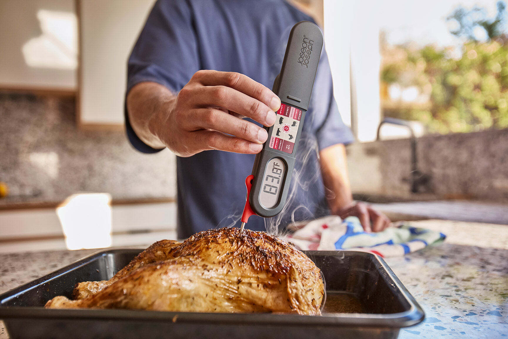 Joseph Joseph ThermaPoint kuchyňský digitální teploměr, černá, 1000036