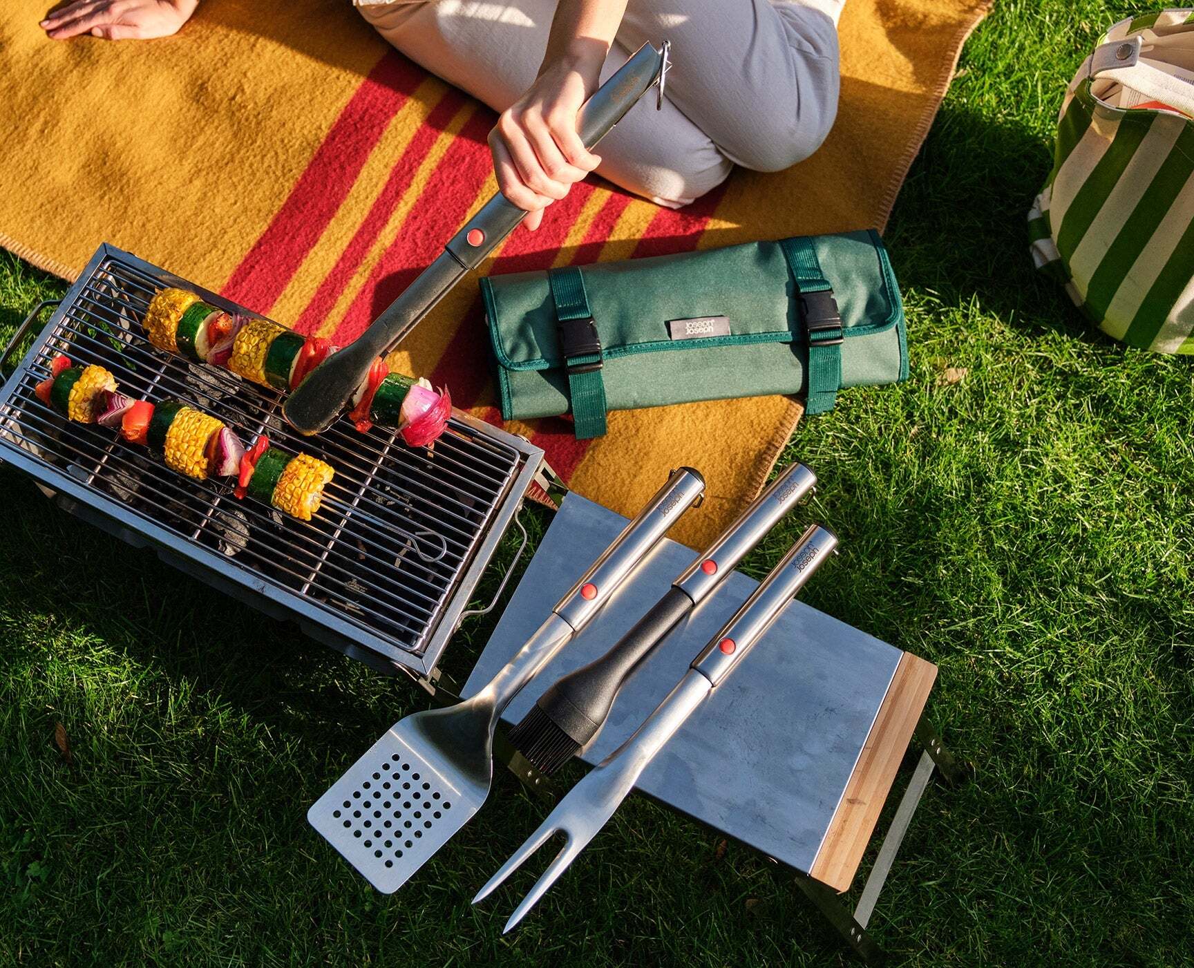 Joseph Joseph GrillOut štetec na grilovanie, 2000005