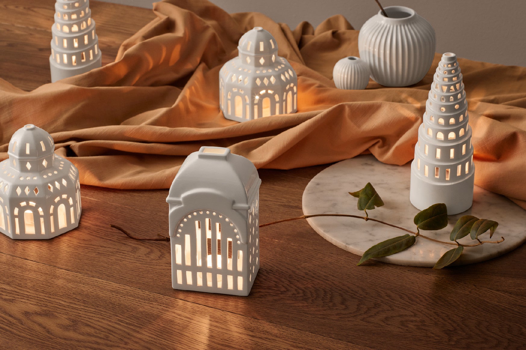 Kähler Urbania keramický svietnik domček High tower 22,5 cm, 693027