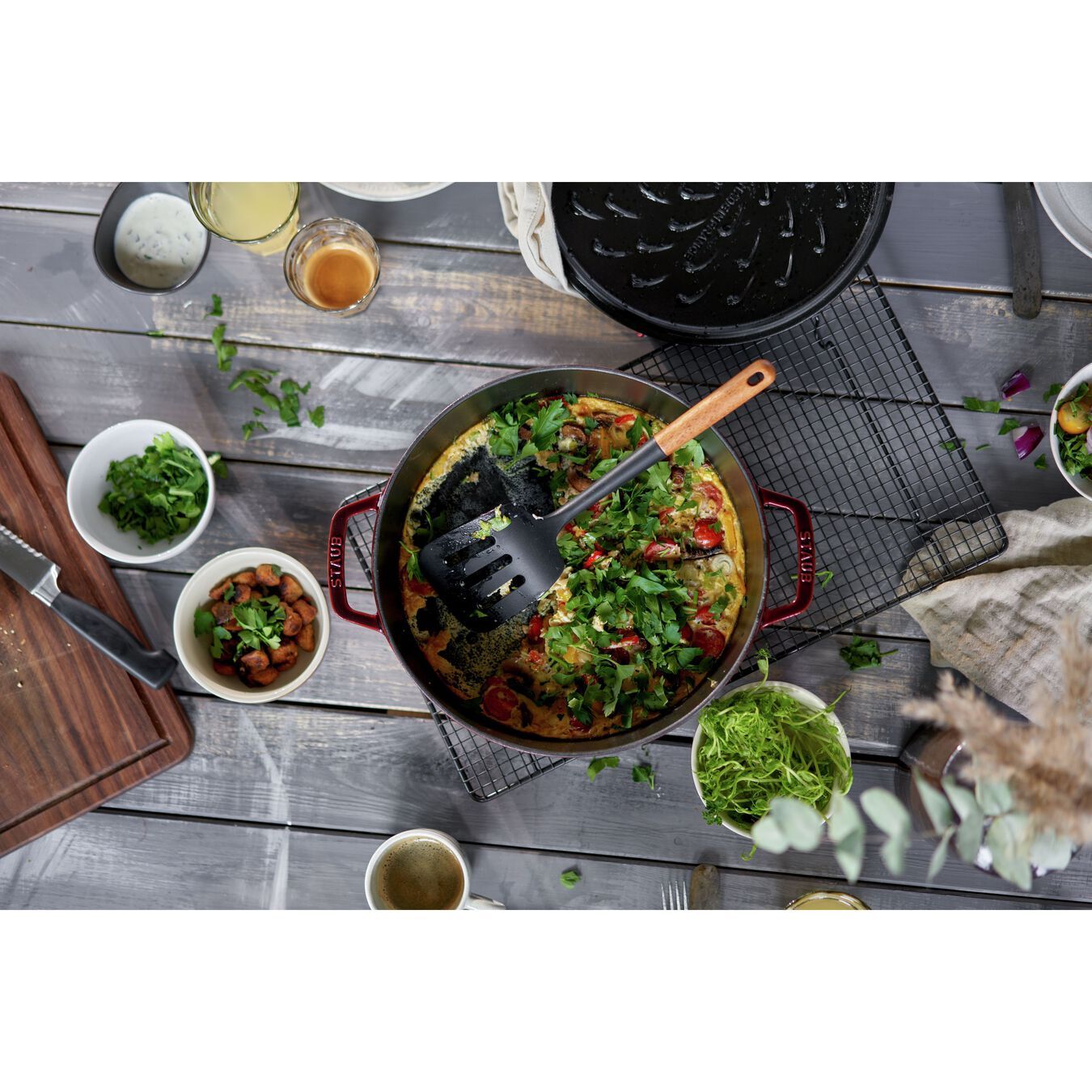 Kastról STAUB CHISTERA s inovatívnym auto. (28 cm / 3,70 l)