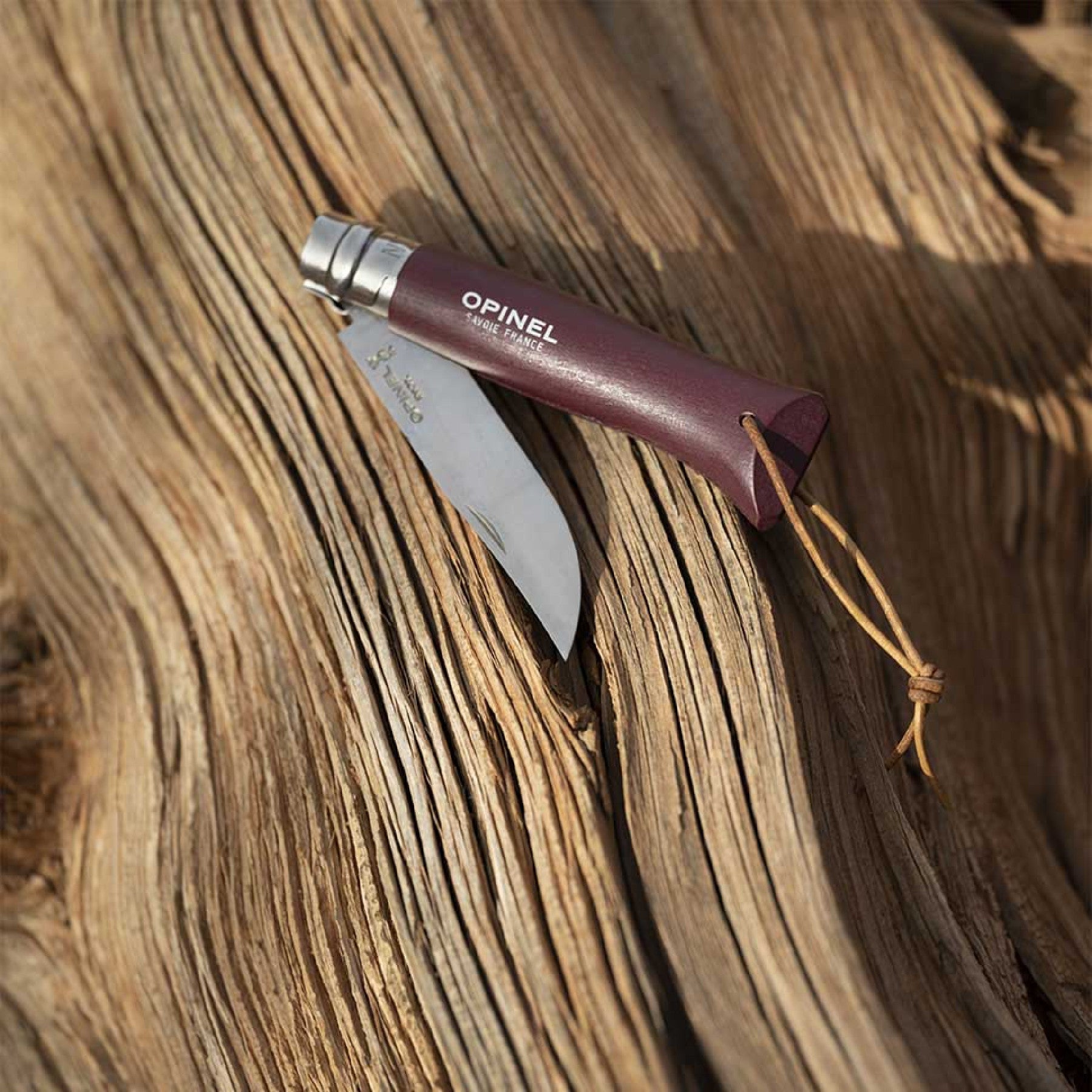 Skladací nôž Opinel Colorama N°08 8,5 cm, vínovo červená, 002213