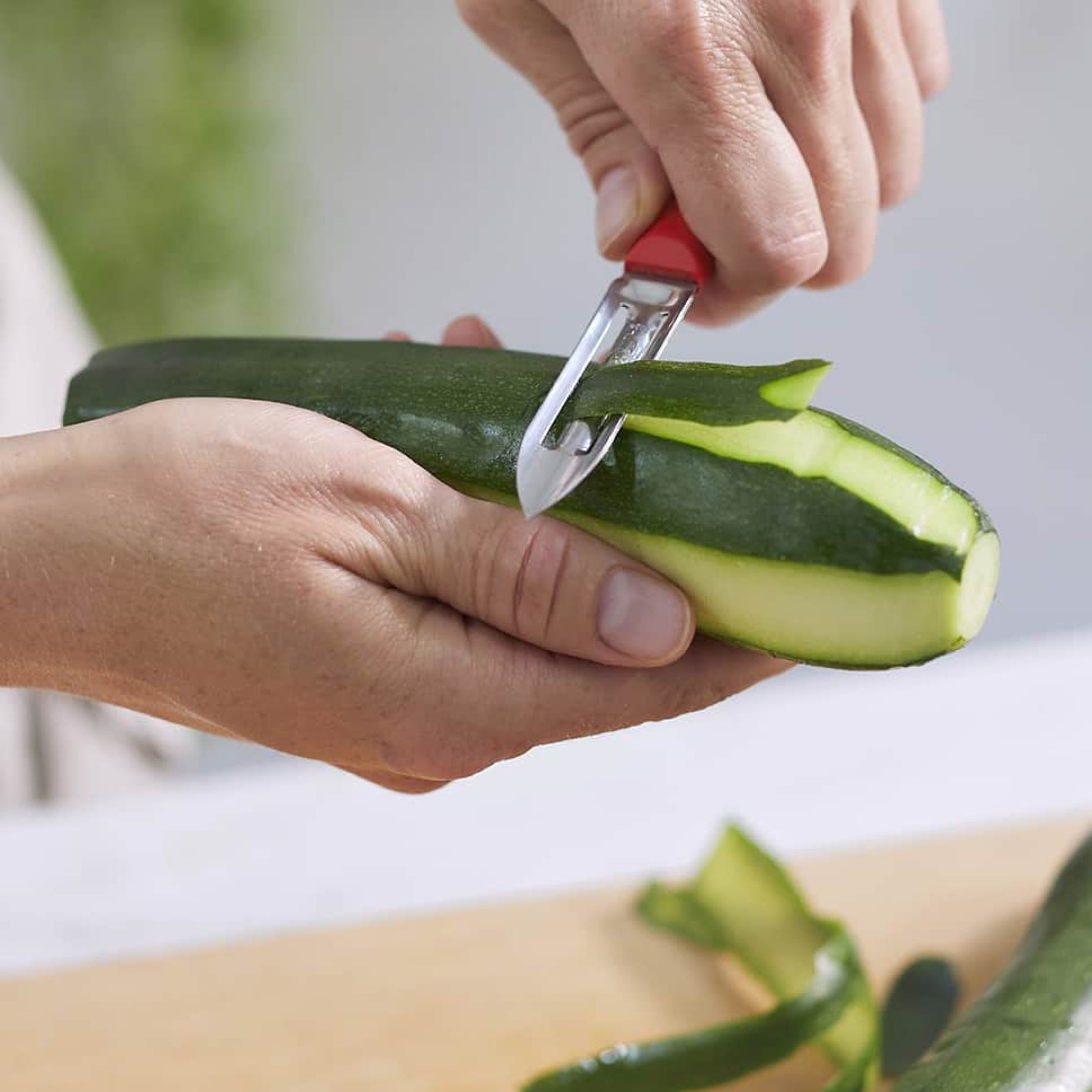 Opinel Les Essentiels+ N°315 škrabka, červená, 002358