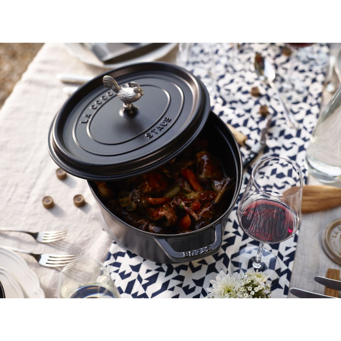 Staub kovová rukoväť na veko, tvar kohúta, 1190104