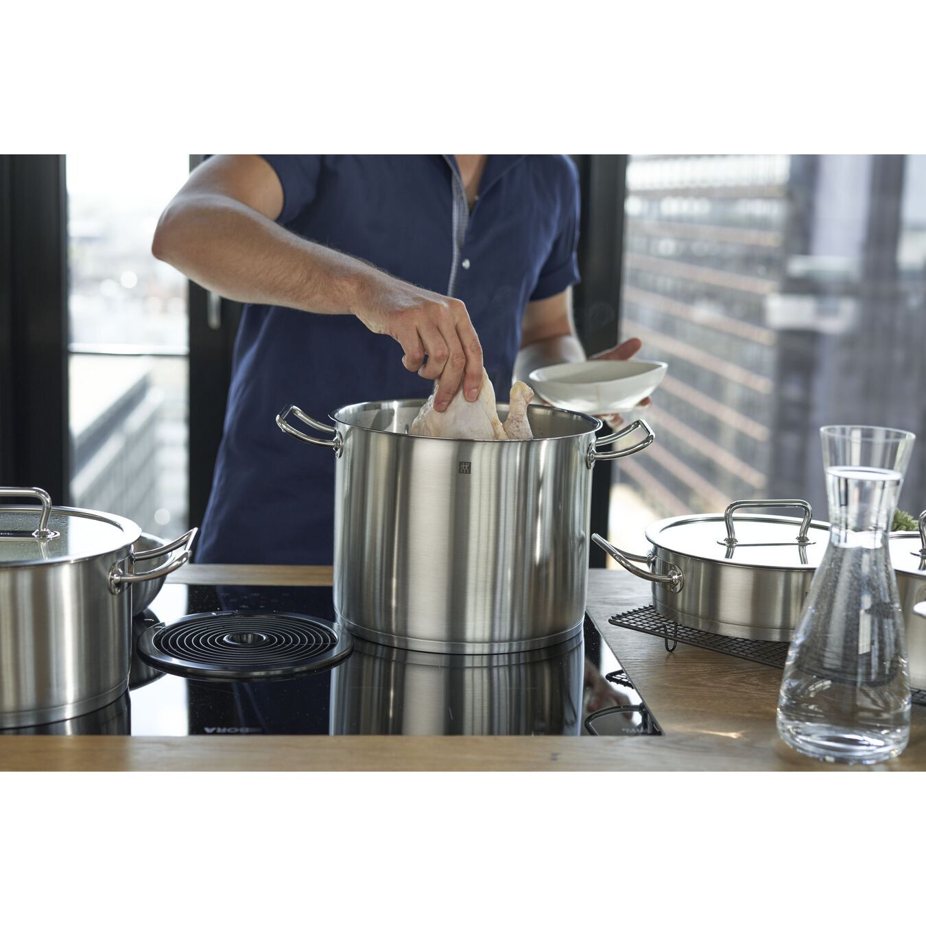 Zwilling Pro vysoký hrniec s pokrievkou 28 cm/ 13,3 l, 65124-280