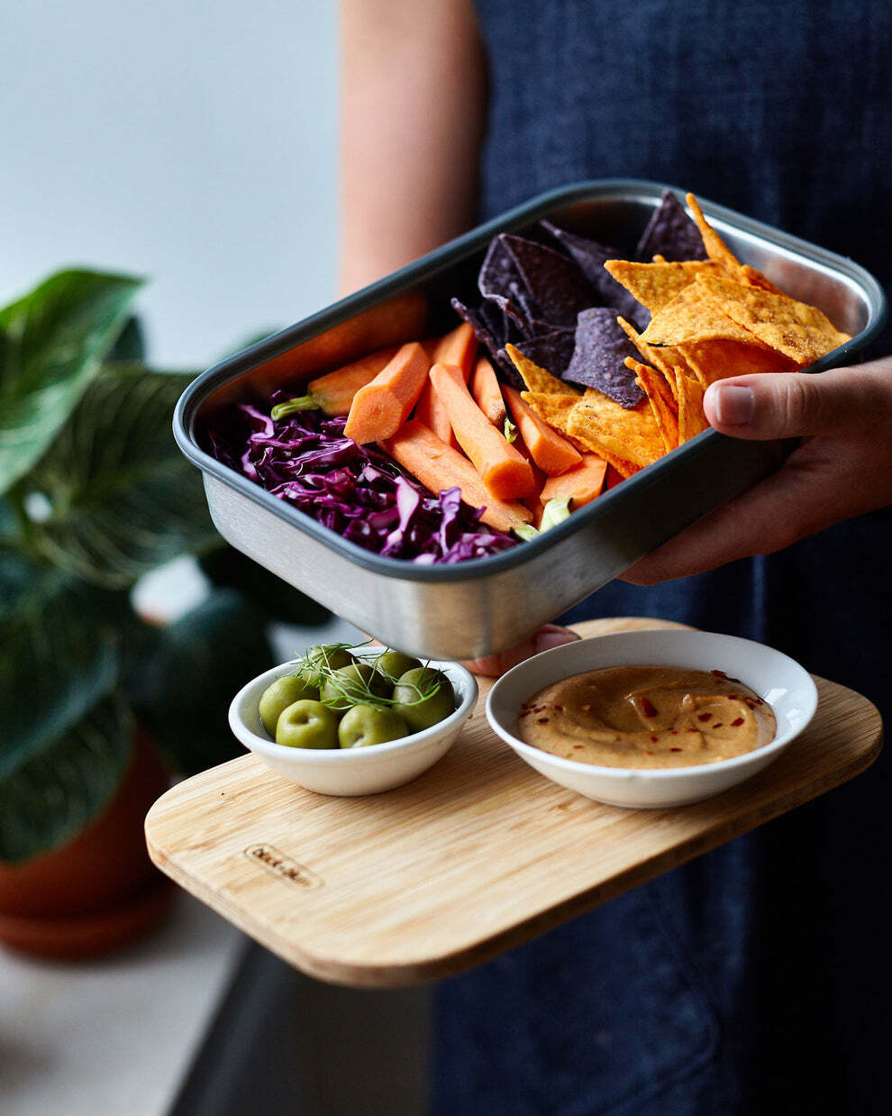 Black+Blum snack box with bamboo lid 0,9 l, olive, BAM-SB010