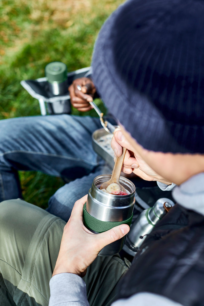 Cestovná dóza na potraviny Black+Blum s lyžicou 0,4 l, olivová, BAM-FFB-S010