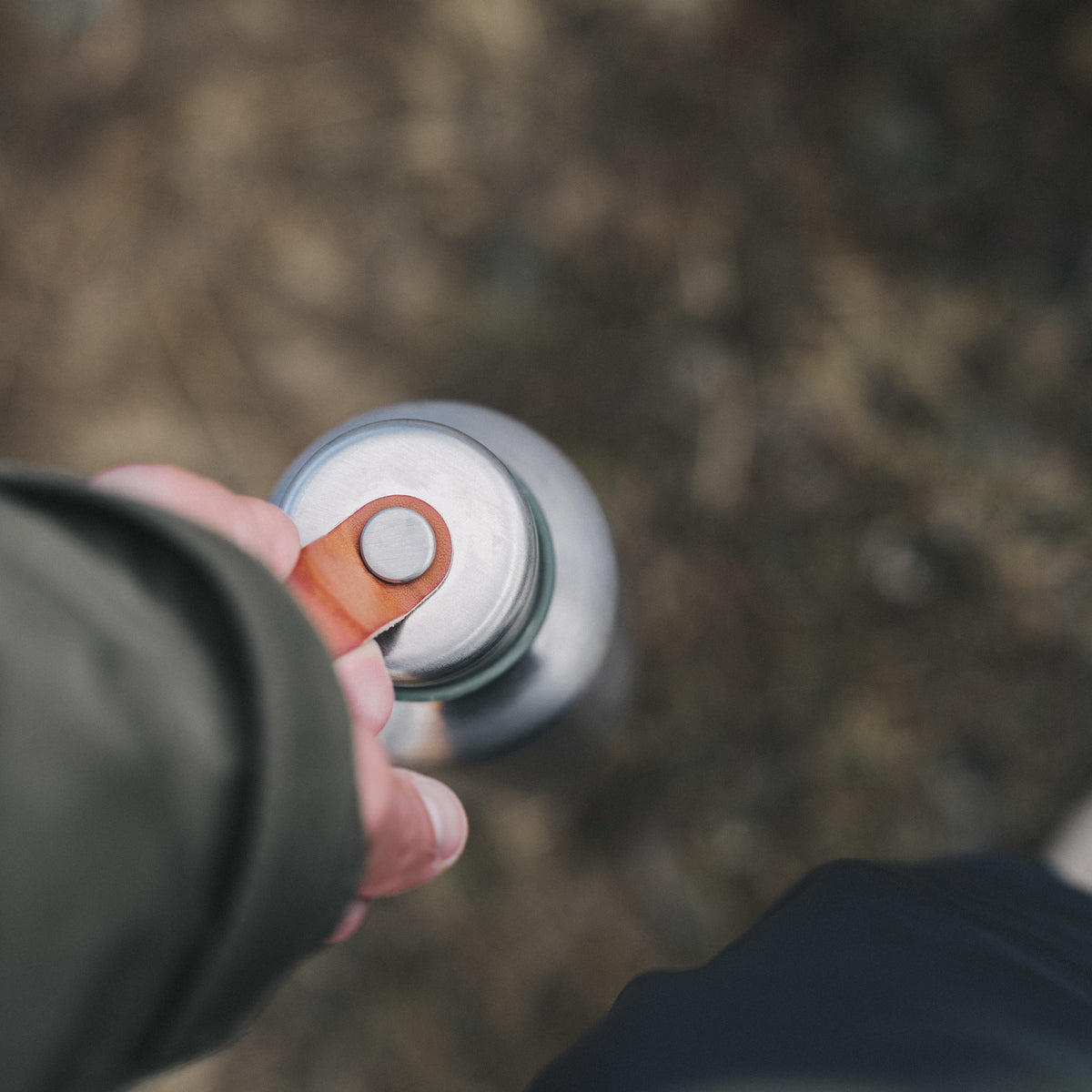 Termo fľaša z nehrdzavejúcej ocele Black+Blum 750 ml, olivová, BAM-IWBB-L010