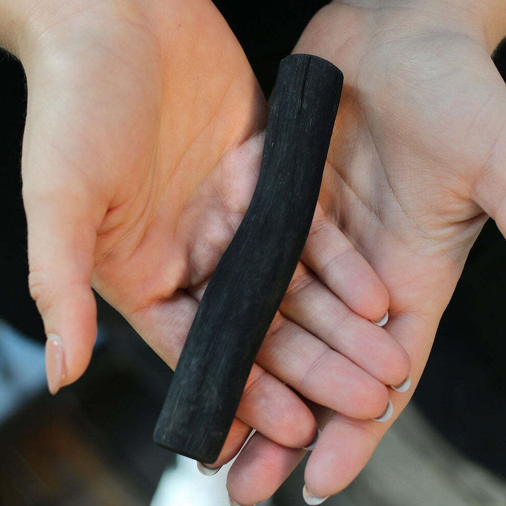 Black+Blum water bottle with natural filter 800 ml, blue, EG001