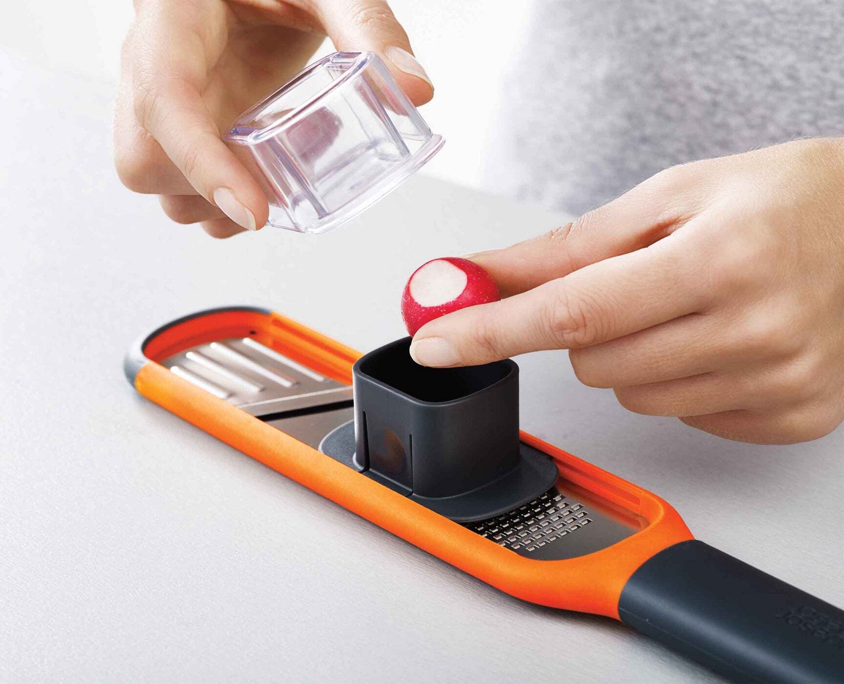 Strúhadlo Joseph Joseph Handi-Grate 2v1, oranžové, 20048