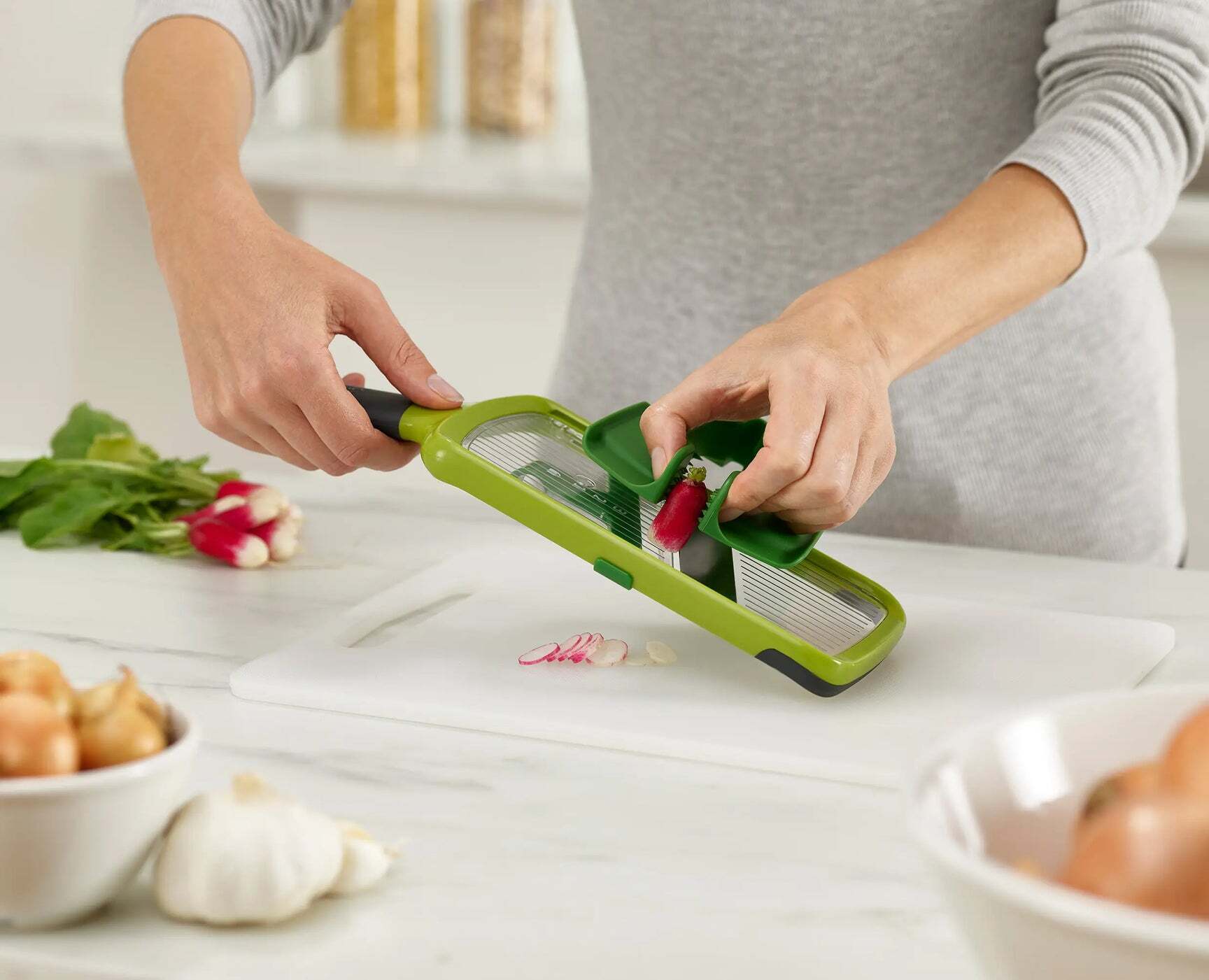 Krájač na mandolínu Joseph Joseph Multi-Grip, zelený, 20141