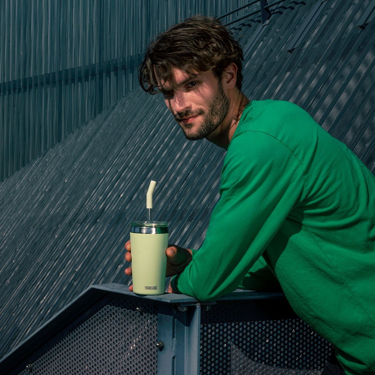 Termohrnček Sigg Helia z nehrdzavejúcej ocele 450 ml, mliečne zelený, 6015.10