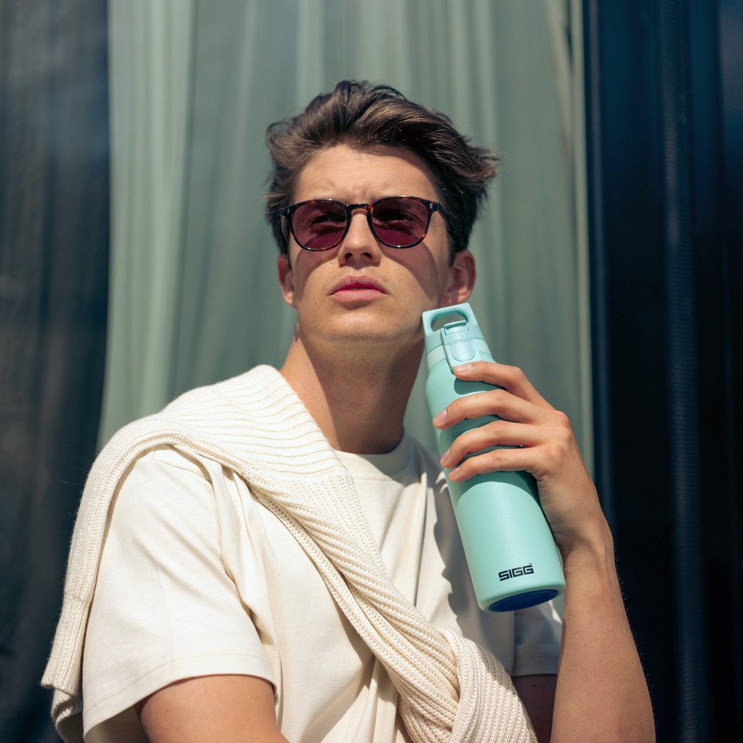 Sigg Hot & Cold One Light thermos 550 ml, glacier, 8997.70