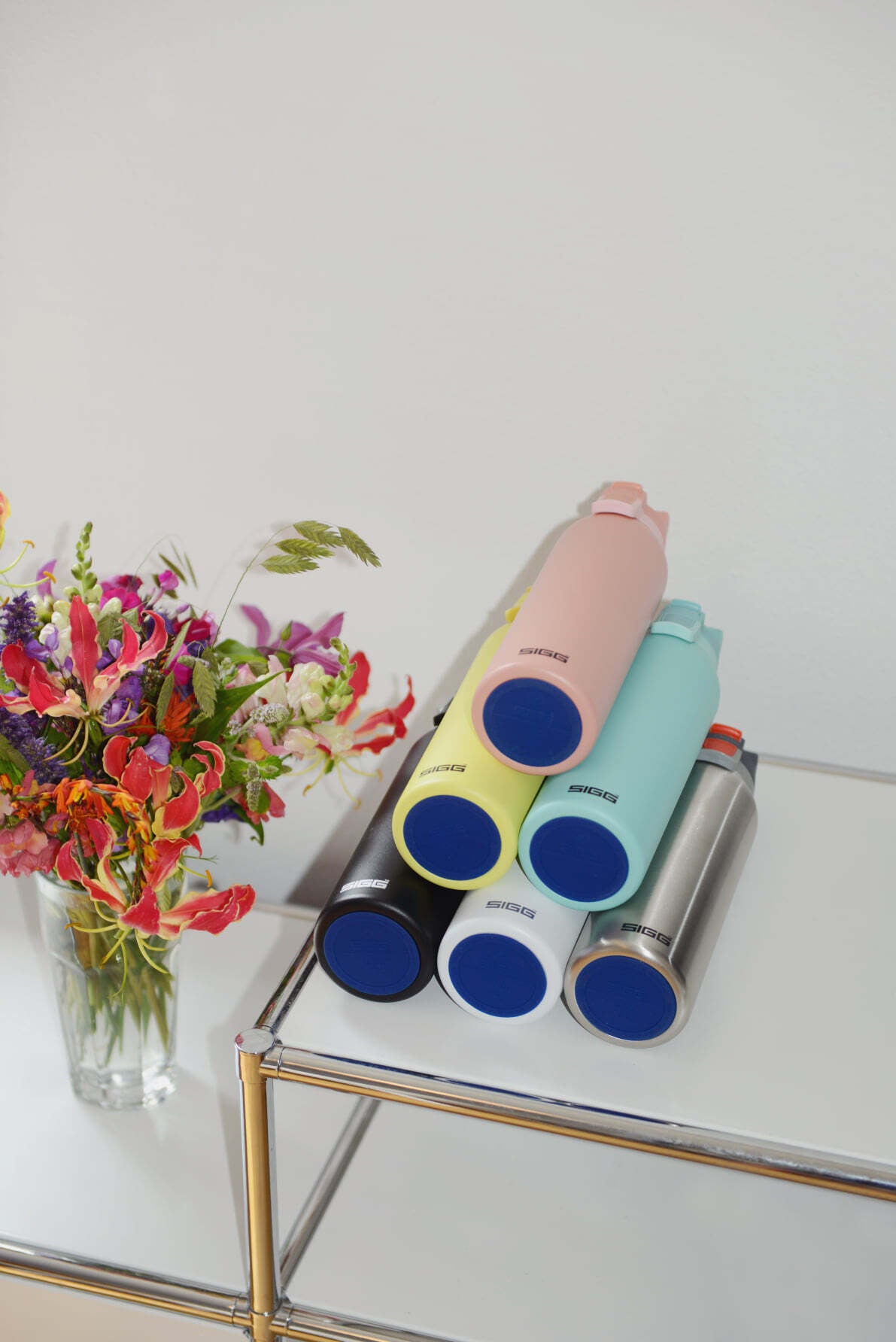 Termoska Sigg Hot & Cold One Light 550 ml, krikľavo ružová, 8997.90