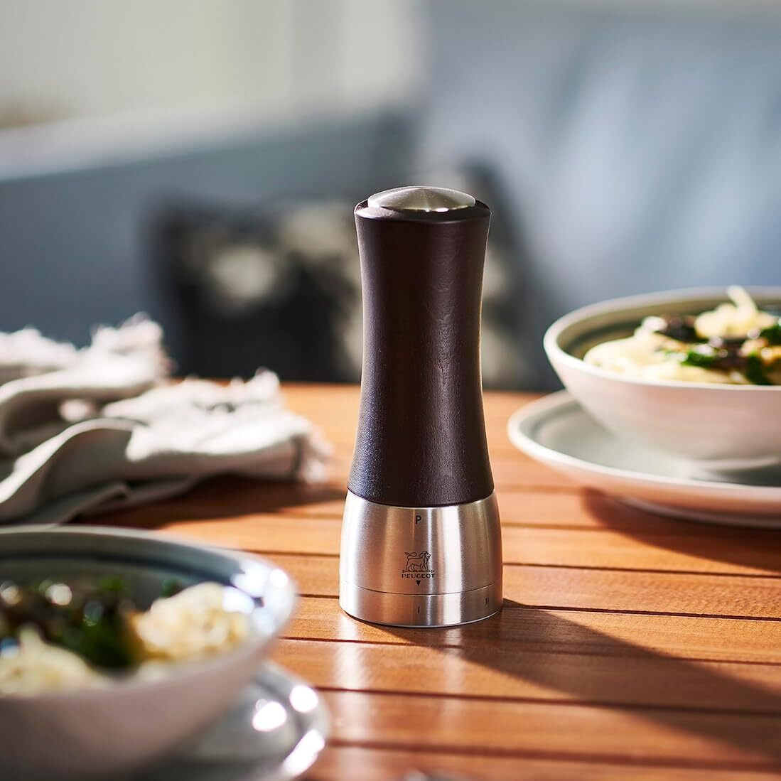 Mlynček na korenie Peugeot Madras 16 cm, čokoláda, 25205