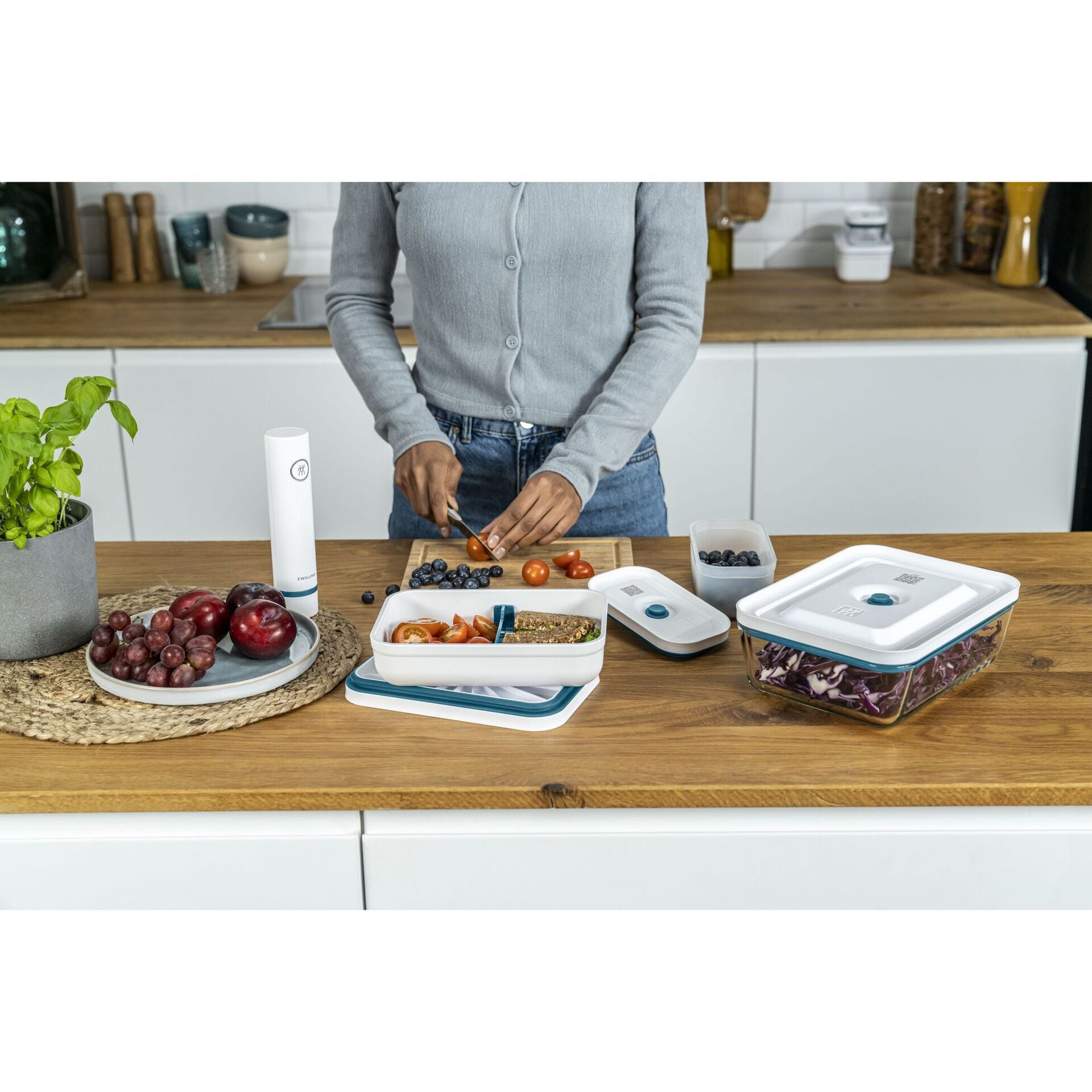 Zwilling Fresh & Save vacuum box for refrigerator, glass 2 l, sea blue, 36801-312