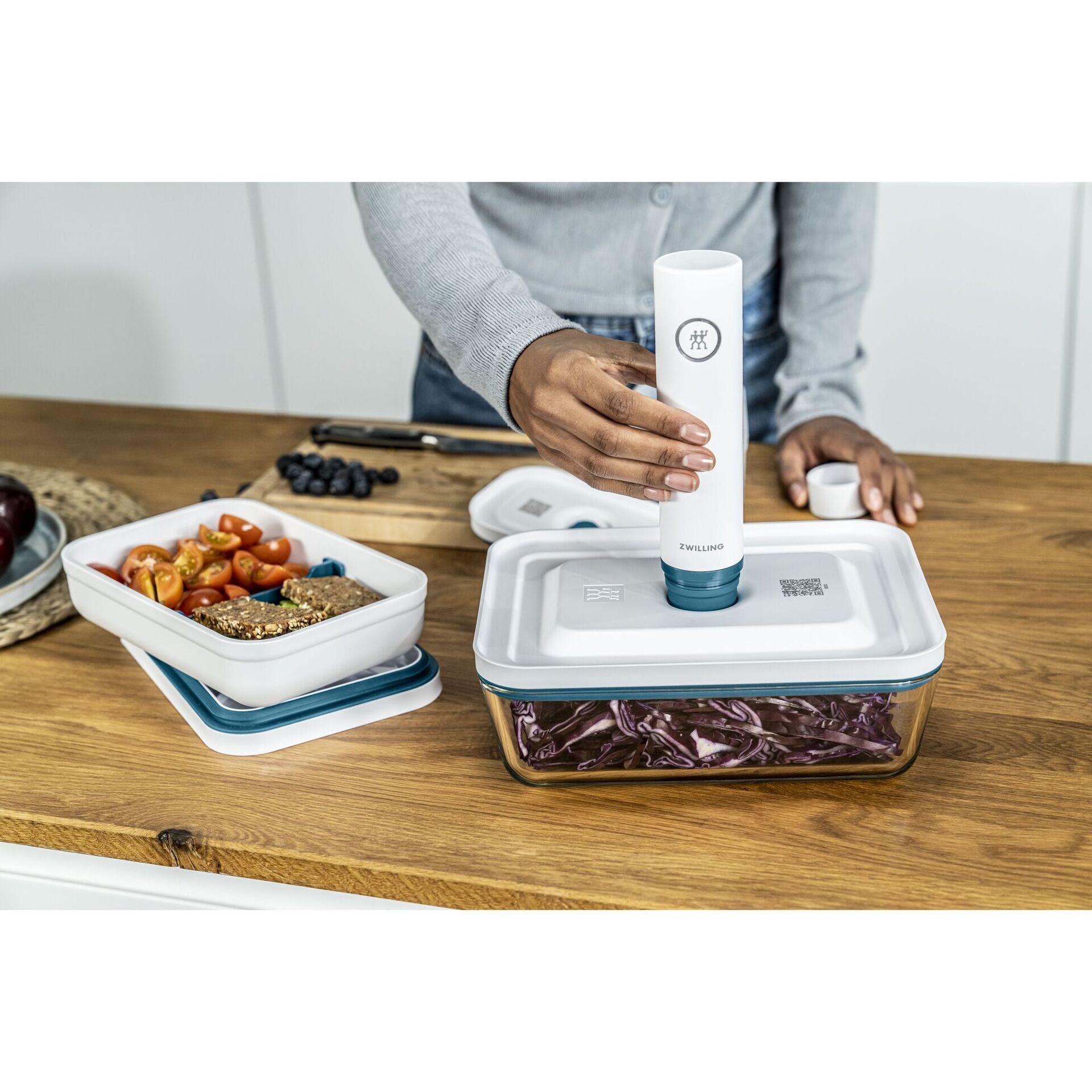 Zwilling Fresh & Save vacuum box for refrigerator, glass 2 l, sea blue, 36801-312